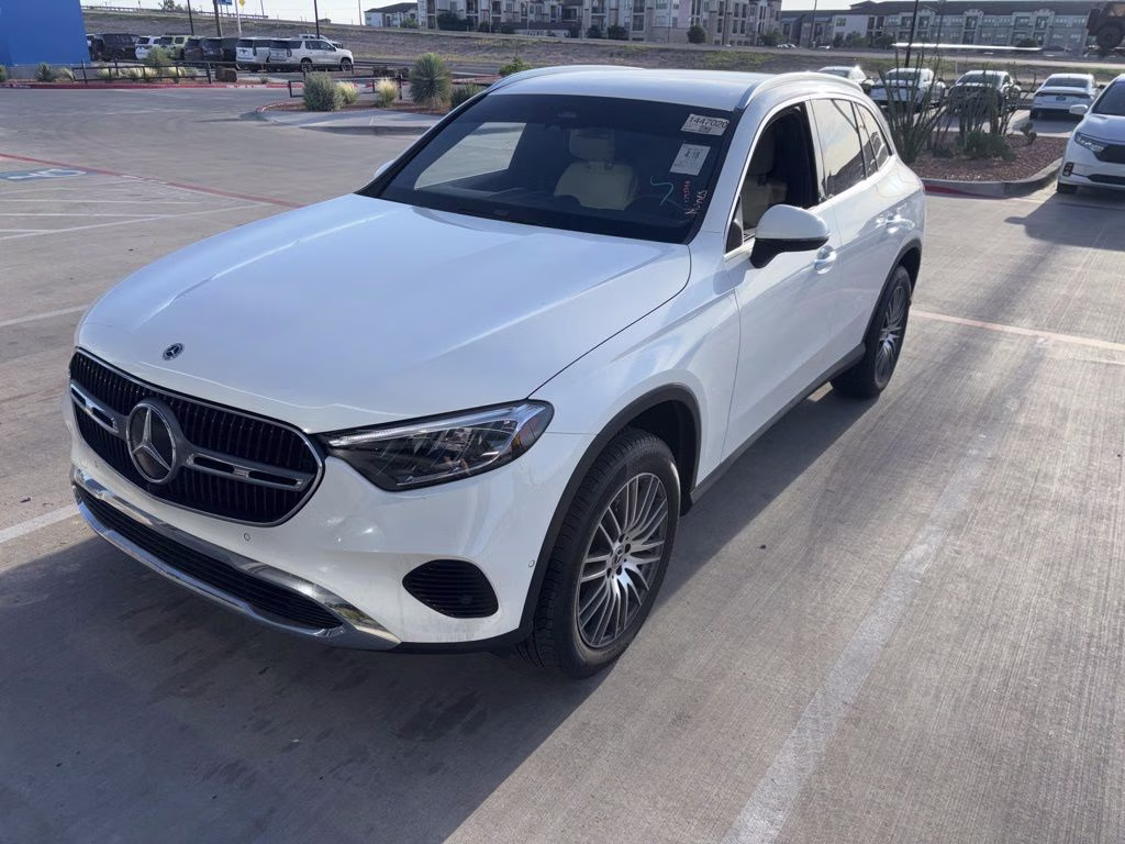 2024 White Mercedes-Benz GLC GLC 300 RWD SUV