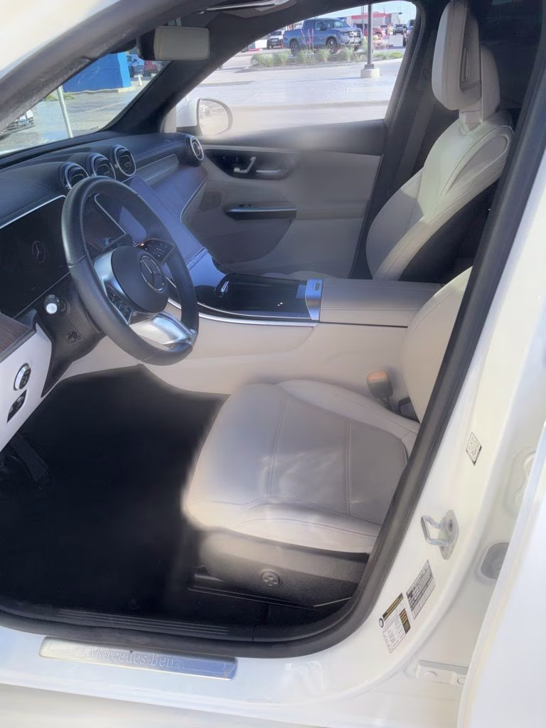 2024 White Mercedes-Benz GLC GLC 300 RWD SUV