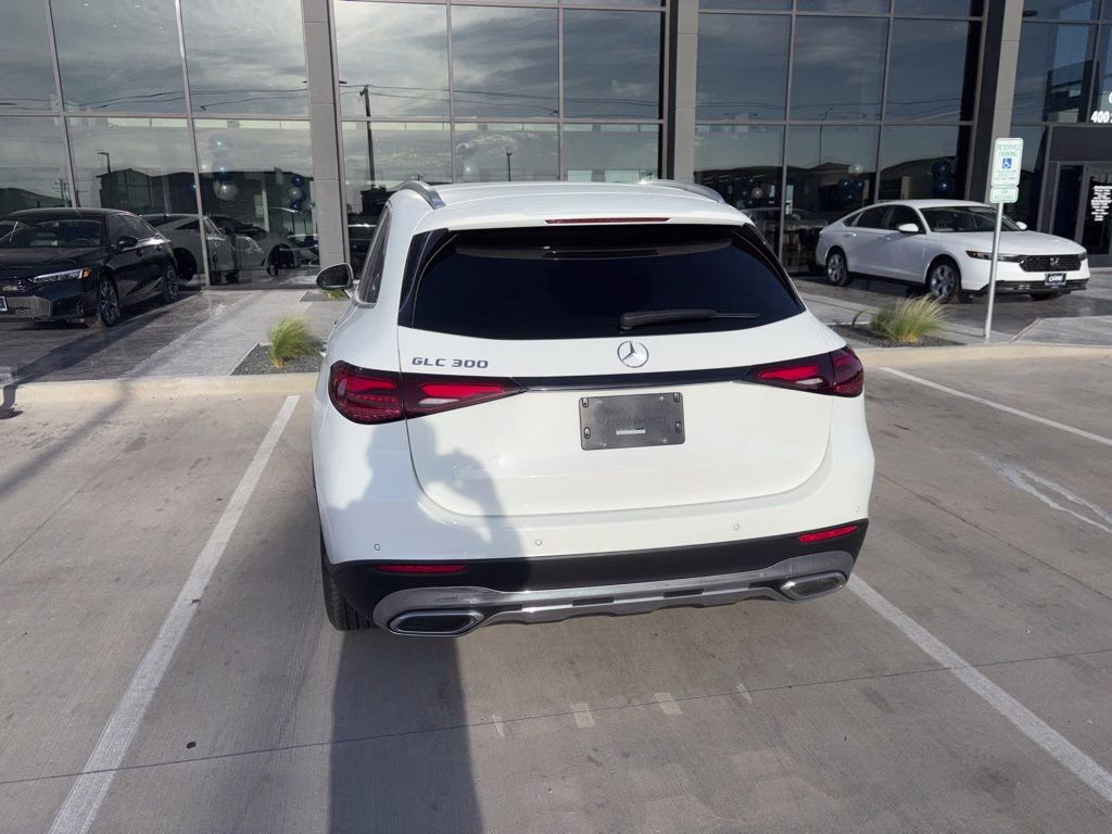 2024 White Mercedes-Benz GLC GLC 300 RWD SUV