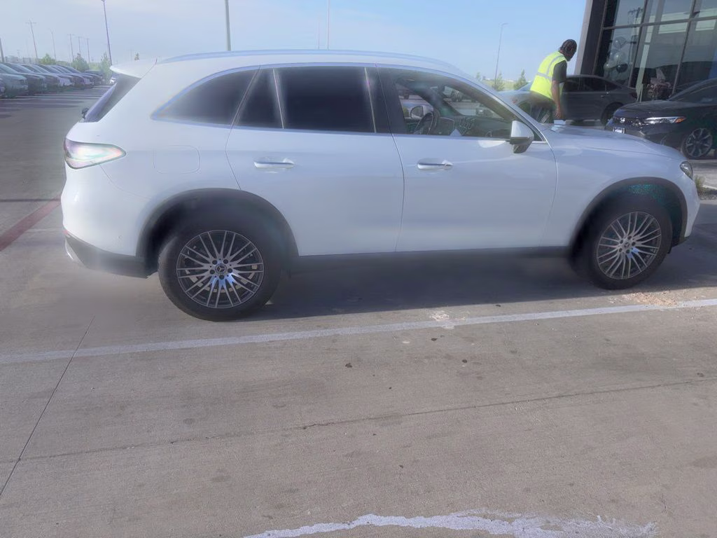 2024 White Mercedes-Benz GLC GLC 300 RWD SUV