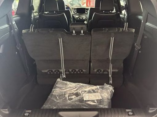 2027 Red Hot Pearlcoat Chrysler Pacifica Limited AWD Van