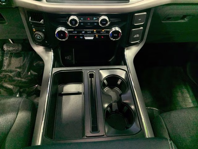 2025 Oxford White Ford F-150 XLT 4X4 Truck
