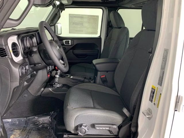 2026 Bright White Clearcoat Jeep Wrangler 4-Door Willys 4X4 SUV