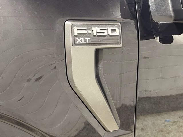 2023 Agate Black Metallic Ford F-150 XLT 4X4 Truck