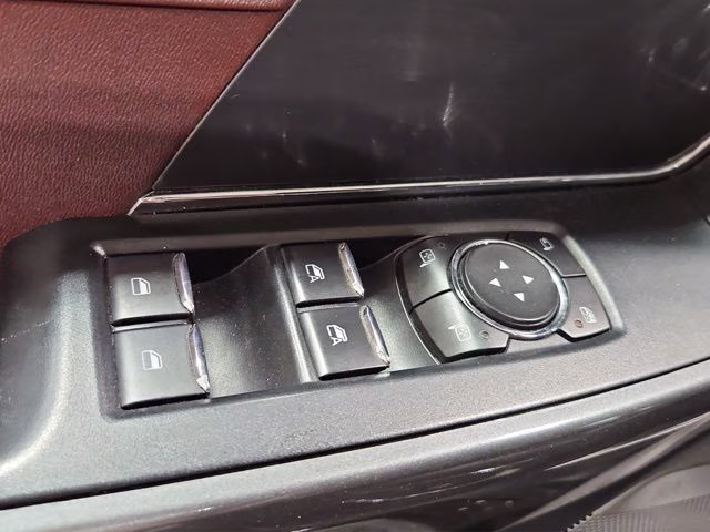 2023 Agate Black Metallic Ford F-150 Lariat 4X4 Truck
