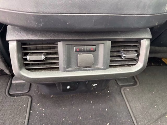 2024 Agate Black Metallic Ford F-150 Lariat 4X4 Truck