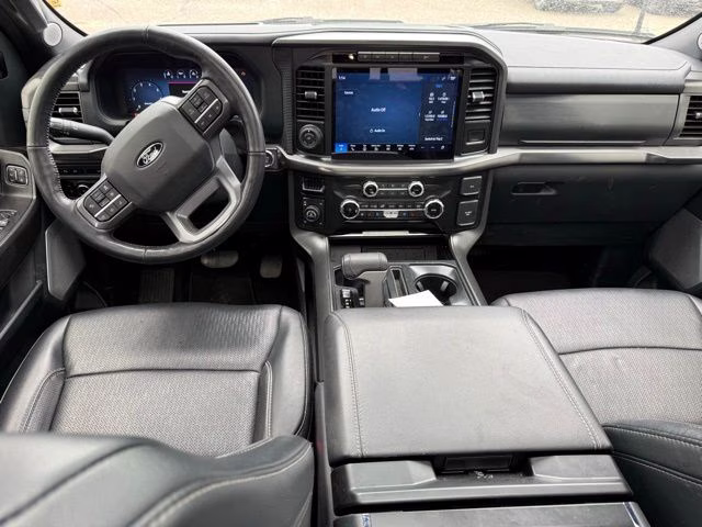 2024 Agate Black Metallic Ford F-150 Lariat 4X4 Truck