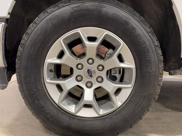 2025 Oxford White Ford F-150 XLT 4X4 Truck