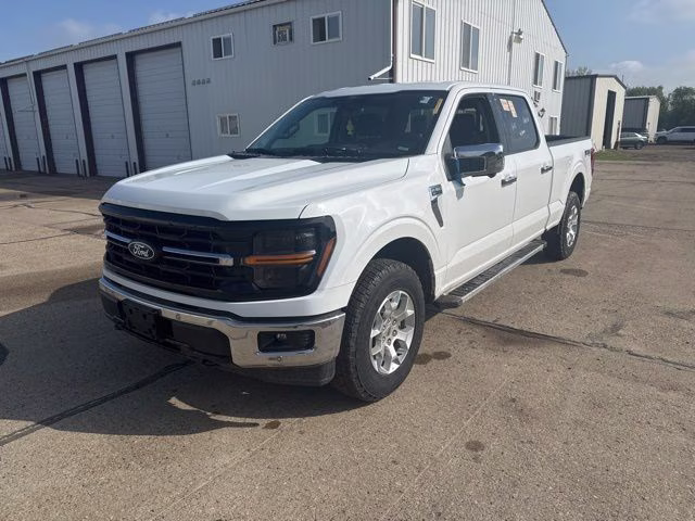 2025 Oxford White Ford F-150 XLT 4X4 Truck