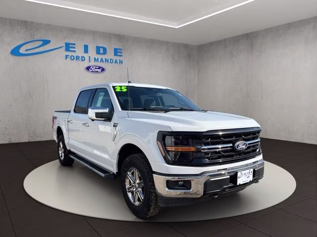 2025 Oxford White Ford F-150 XLT 4X4 Truck