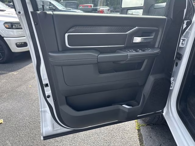 2025 Bright White Clearcoat Ram 2500 Big Horn 4X4 Truck