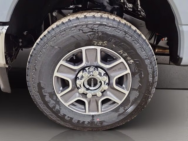 2026 Glacier Gray Metallic Tri-Coat Ford Super Duty F-250 SRW Lariat Chrome 4X4 Truck