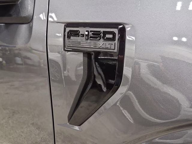 2026 Carbonized Gray Metallic Ford F-150 XLT Black Appearance 4X4 Truck