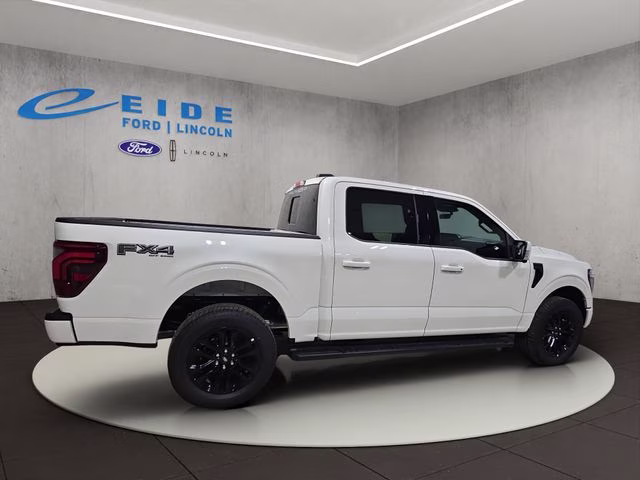 2026 Star White Metallic Tri-Coat Ford F-150 Lariat Black Appearance 4X4 Truck
