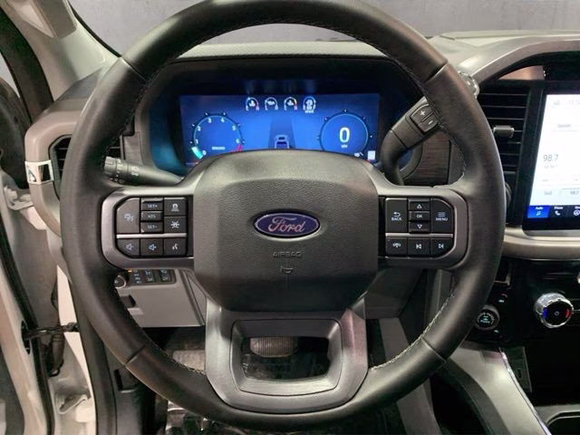 2025 Oxford White Ford F-150 XLT 4X4 Truck