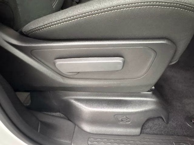 2026 Bright White Clearcoat Ram 1500 Big Horn Night Edition 4X4 Truck