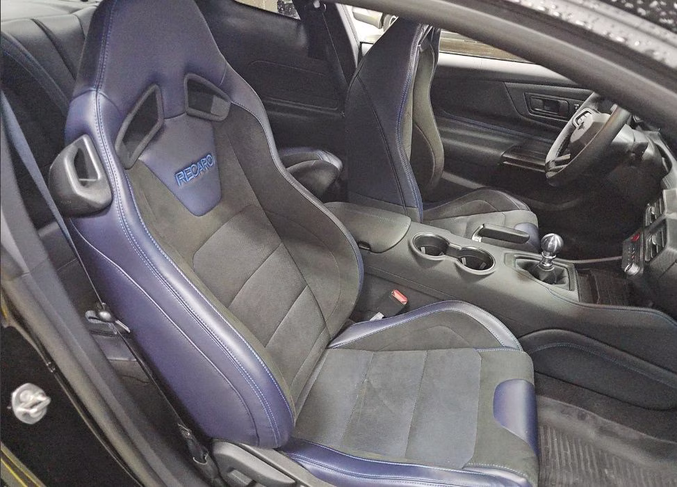 2024 Black Ford Mustang Dark Horse RWD Coupe