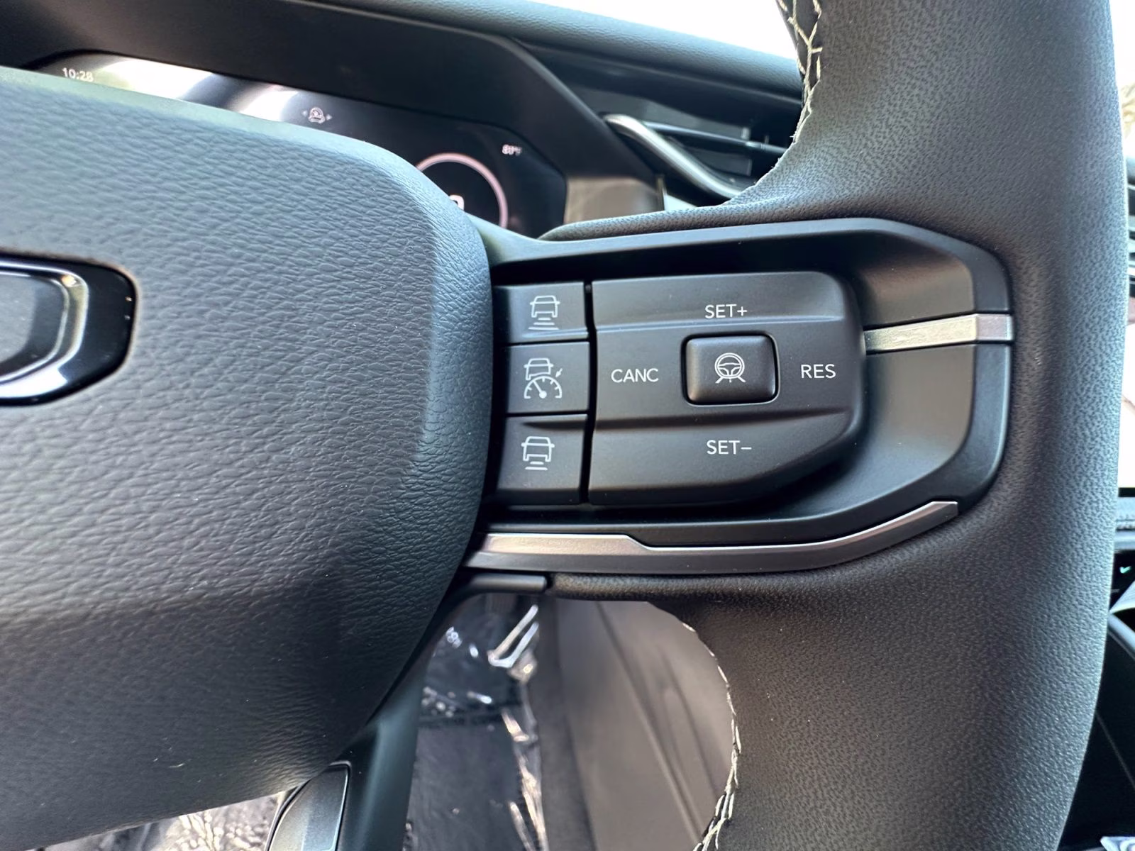 2026 Bright White Clearcoat Jeep Cherokee Limited 4X4 SUV