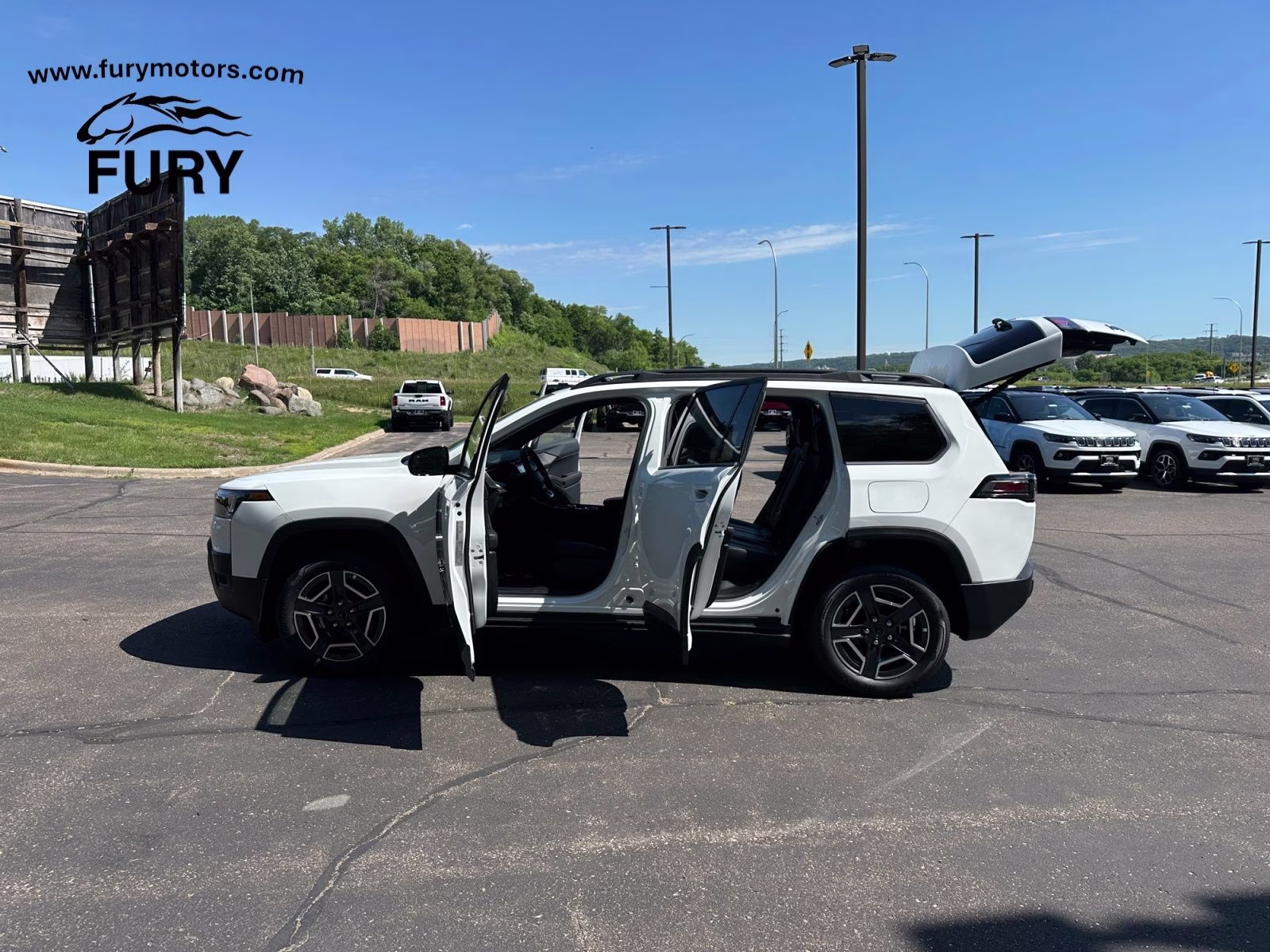 2026 Bright White Clearcoat Jeep Cherokee Limited 4X4 SUV