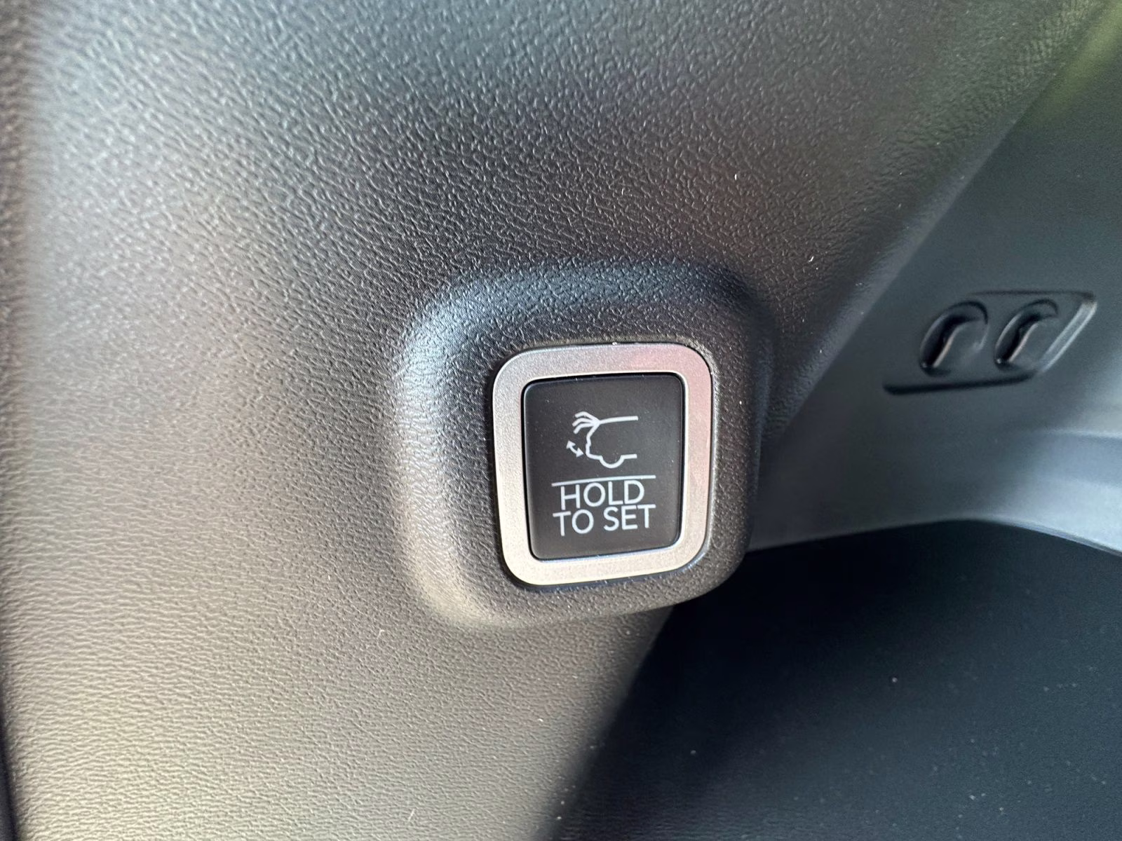 2026 Diamond Black Crystal Pearlcoat Jeep Cherokee Limited 4X4 SUV