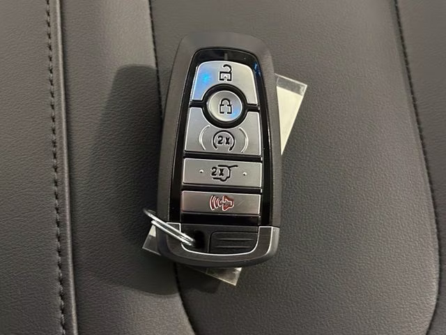 2026 Star White Metallic TC Ford Expedition Max Active 4X4 SUV