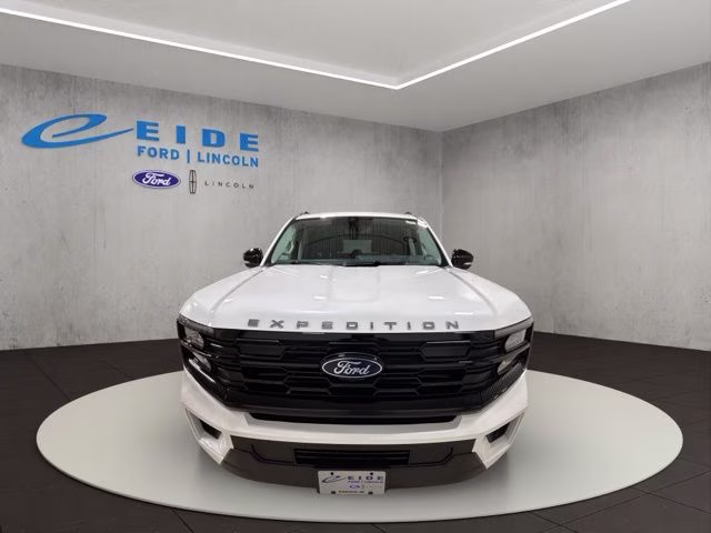 2026 Star White Metallic TC Ford Expedition Max Active 4X4 SUV