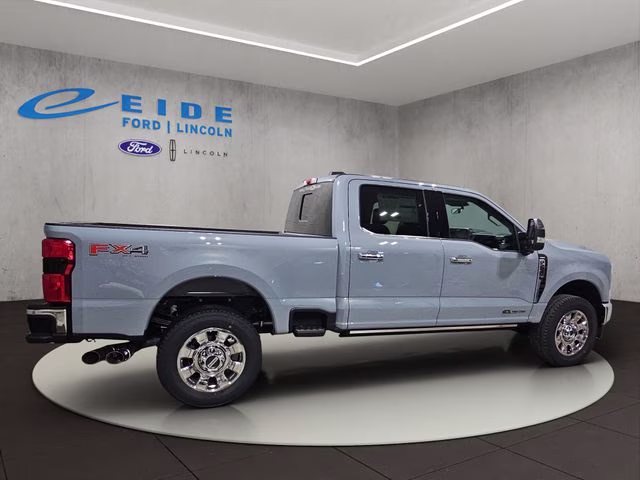 2026 Glacier Gray Metallic Tri-Coat Ford Super Duty F-250 SRW Lariat Chrome 4X4 Truck