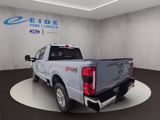 2026 Glacier Gray Metallic Tri-Coat Ford Super Duty F-250 SRW Lariat Chrome 4X4 Truck