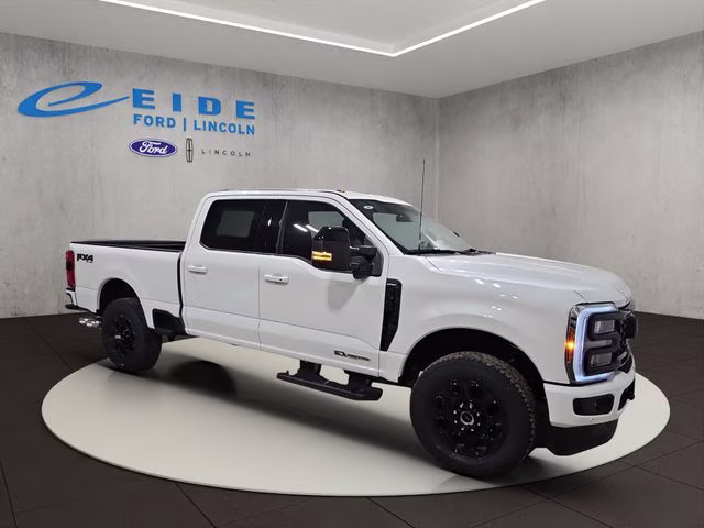 2026 Star White Metallic Tri-Coat Ford Super Duty F-250 SRW Lariat Black Appearance 4X4 Truck
