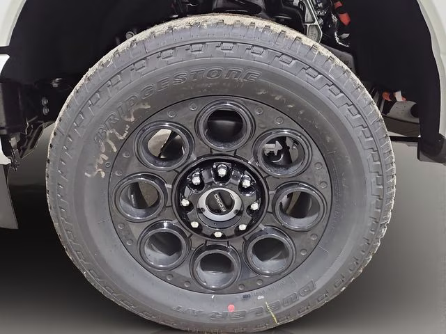 2026 Star White Metallic Tri-Coat Ford Super Duty F-250 SRW Lariat Black Appearance 4X4 Truck
