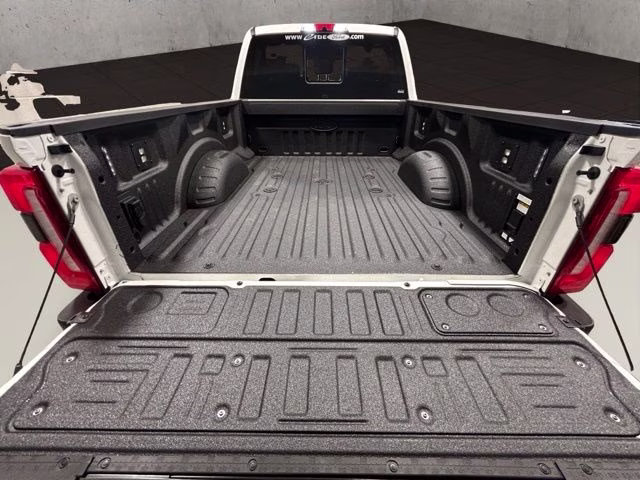 2026 Star White Metallic Tri-Coat Ford Super Duty F-350 SRW King Ranch 4X4 Truck