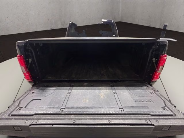 2023 Agate Black Metallic Ford F-150 XLT 4X4 Truck