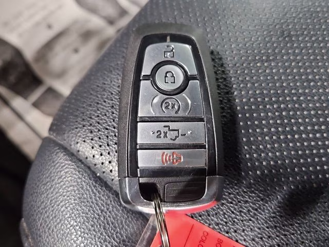 2023 Agate Black Metallic Ford F-150 Lariat 4X4 Truck