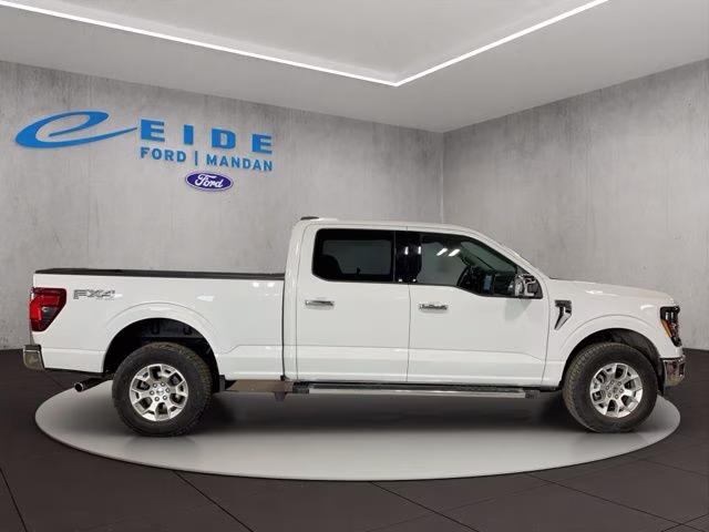 2025 Oxford White Ford F-150 XLT 4X4 Truck
