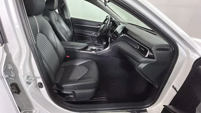 2024 White Toyota Camry SE FWD Sedan