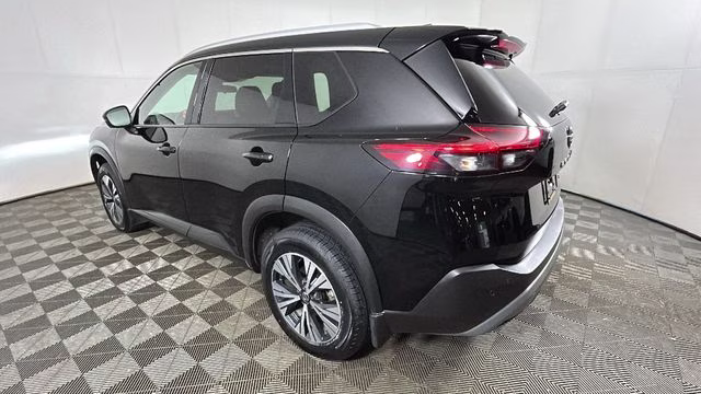 2021 Super Black Nissan Rogue SV FWD SUV