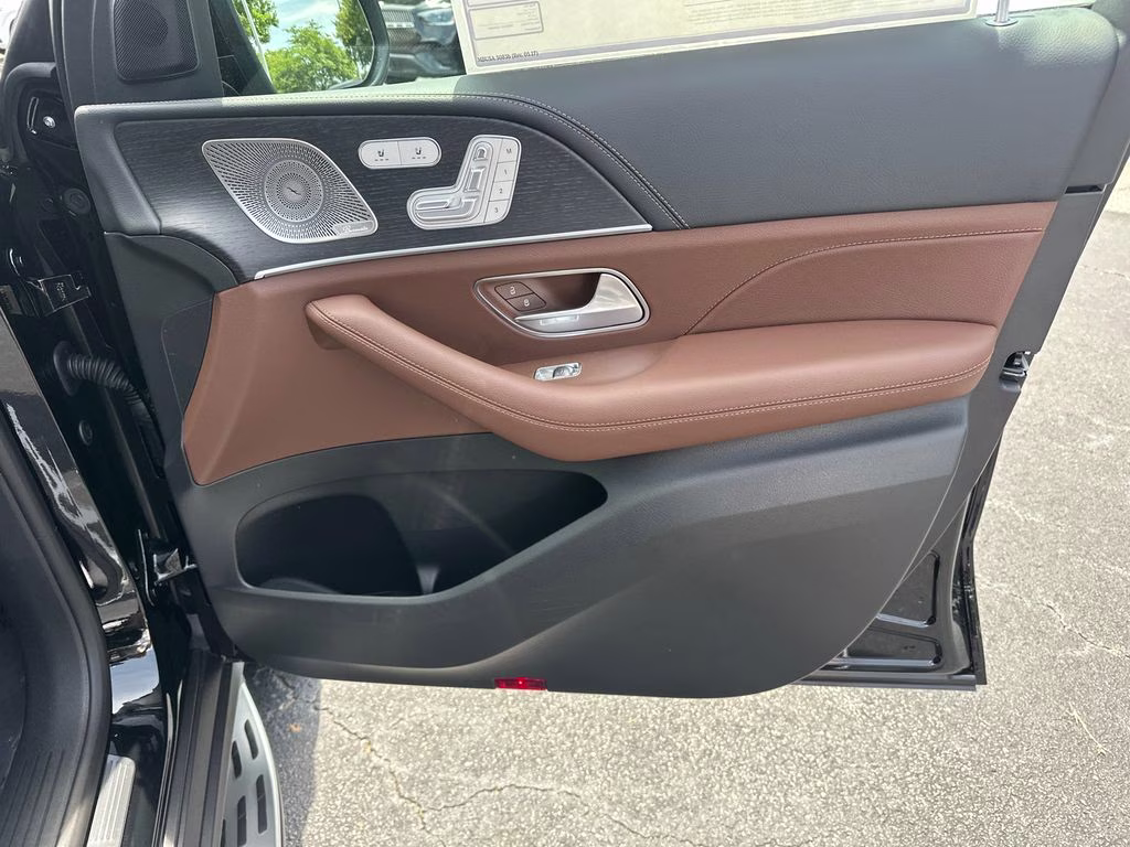 2026 Black Mercedes-Benz GLS GLS 450 AWD SUV