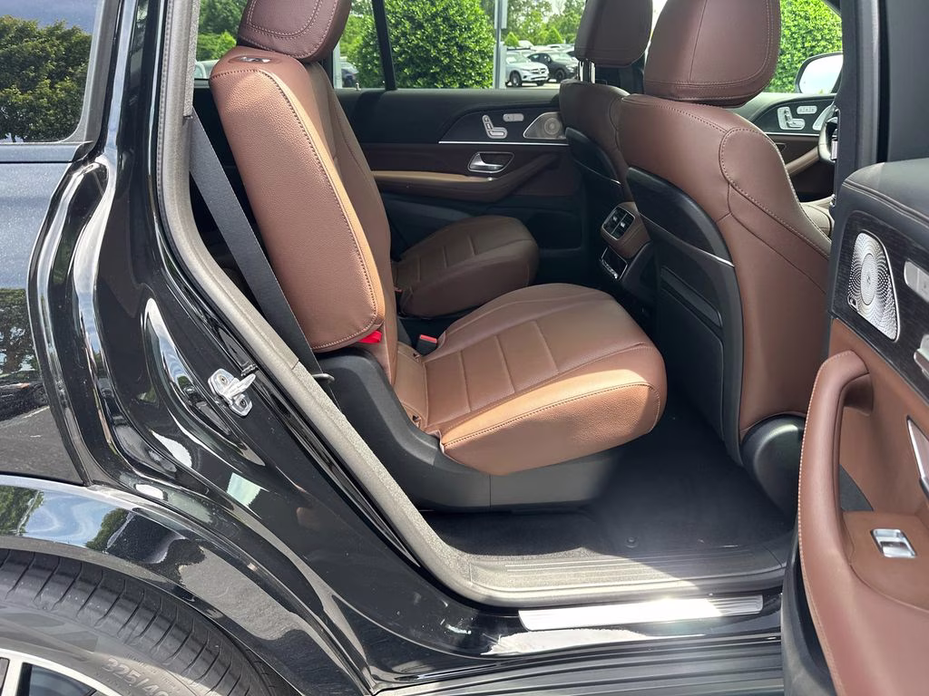 2026 Black Mercedes-Benz GLS GLS 450 AWD SUV