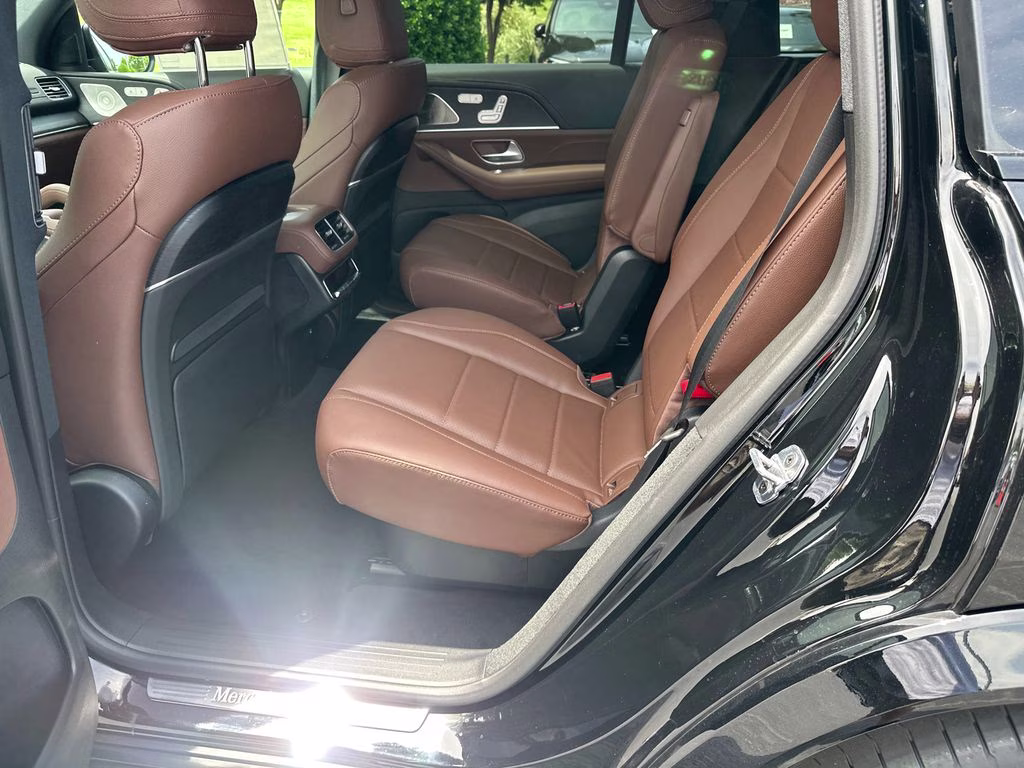 2026 Black Mercedes-Benz GLS GLS 450 AWD SUV