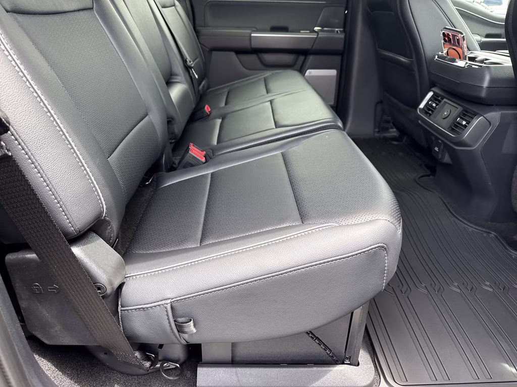 2026 Agate Black Metallic Ford F-150 Lariat 4X4 Truck