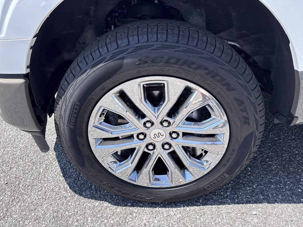 2025 Star White Metallic Tri-Coat Ford F-150 King Ranch 4X4 Truck