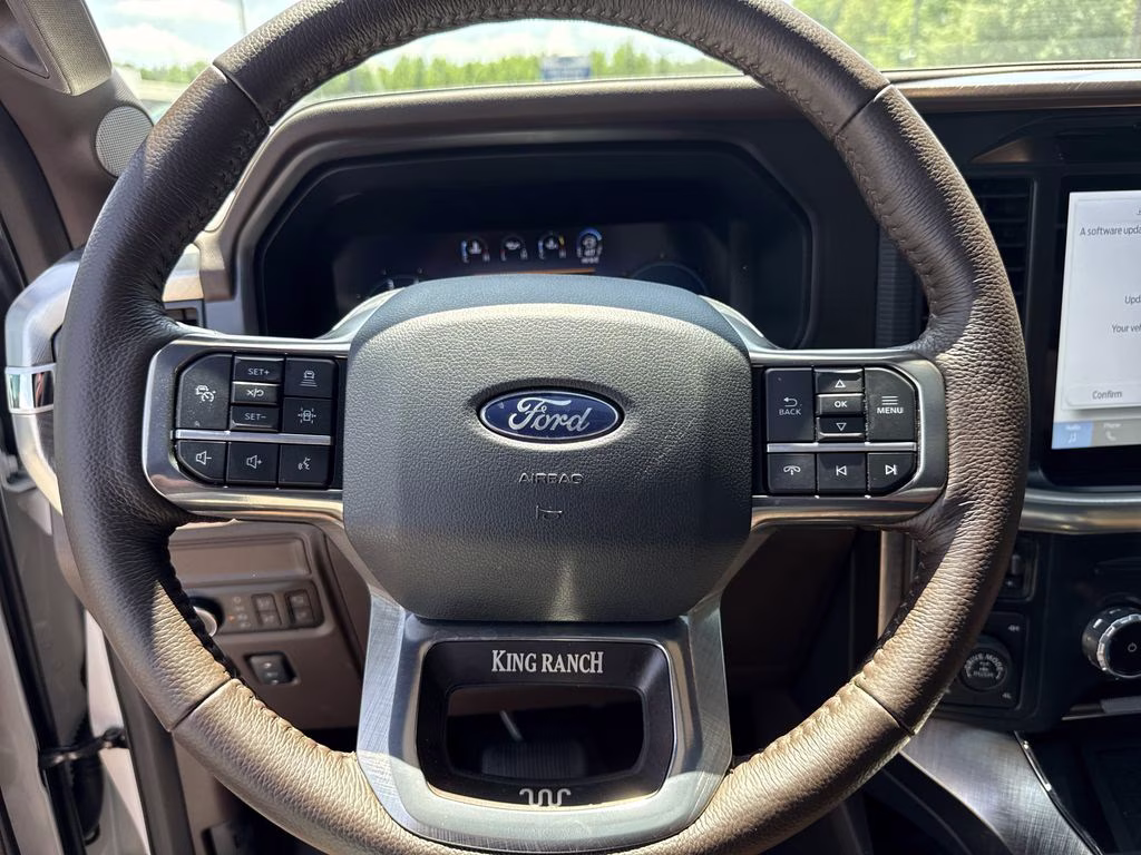2025 Star White Metallic Tri-Coat Ford F-150 King Ranch 4X4 Truck