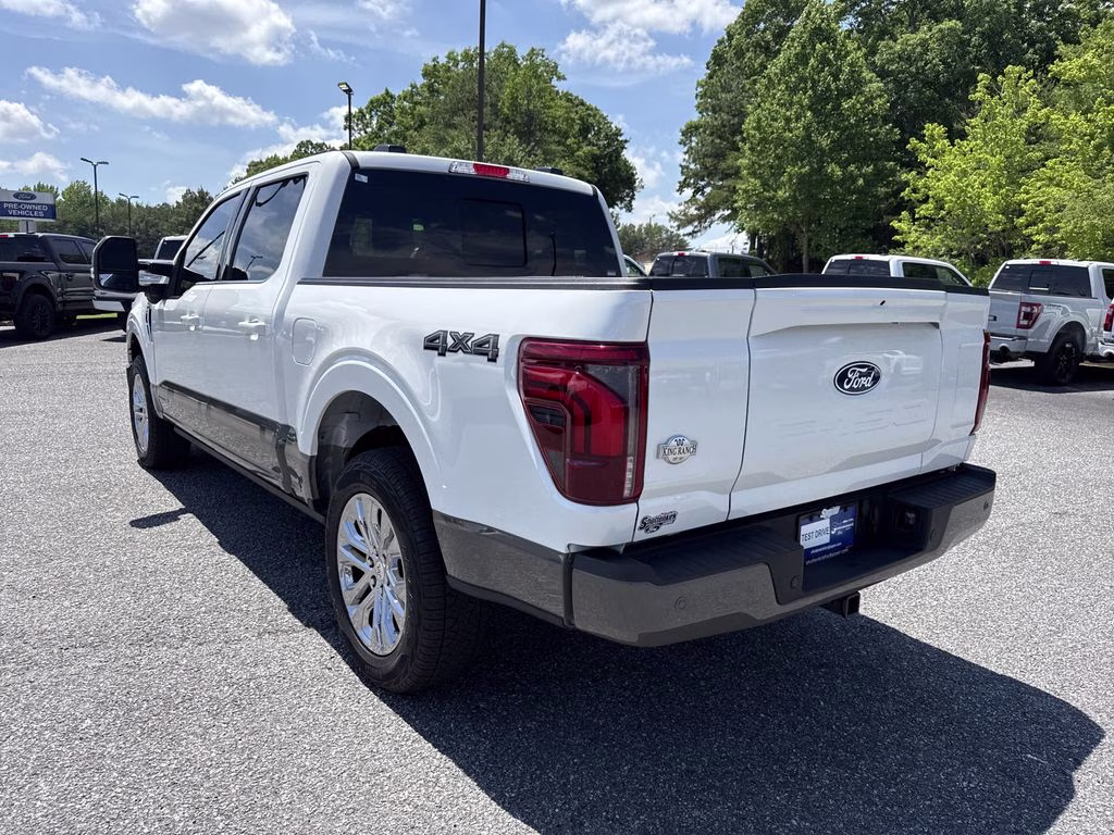 2025 Star White Metallic Tri-Coat Ford F-150 King Ranch 4X4 Truck