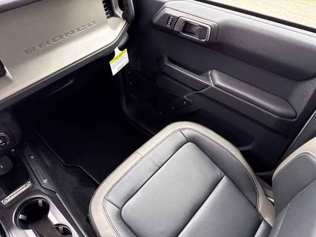 2026 Oxford White Ford Bronco Outer Banks 4X4 SUV