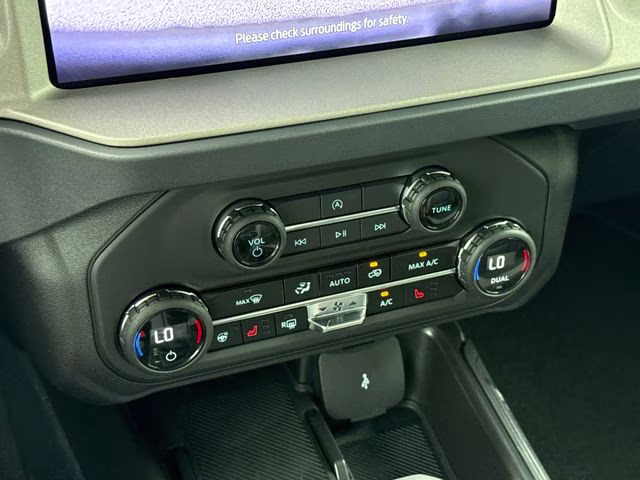 2026 Oxford White Ford Bronco Outer Banks 4X4 SUV