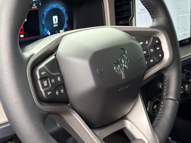 2026 Oxford White Ford Bronco Outer Banks 4X4 SUV