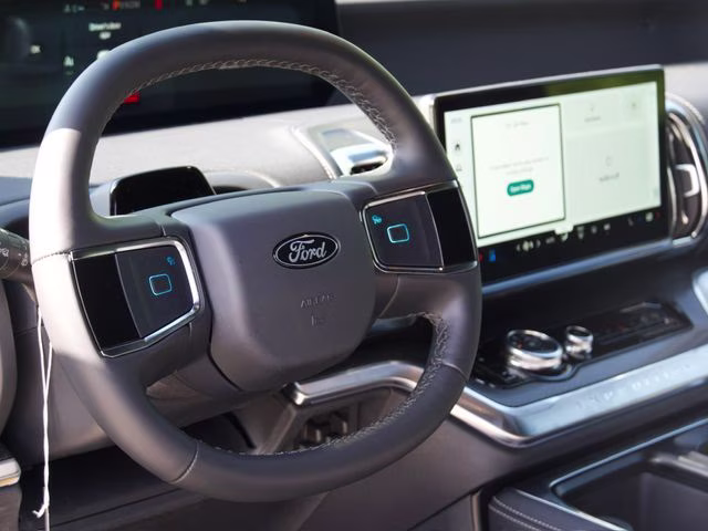 2026 White Metallic Ford Expedition Max Platinum 4X4 SUV