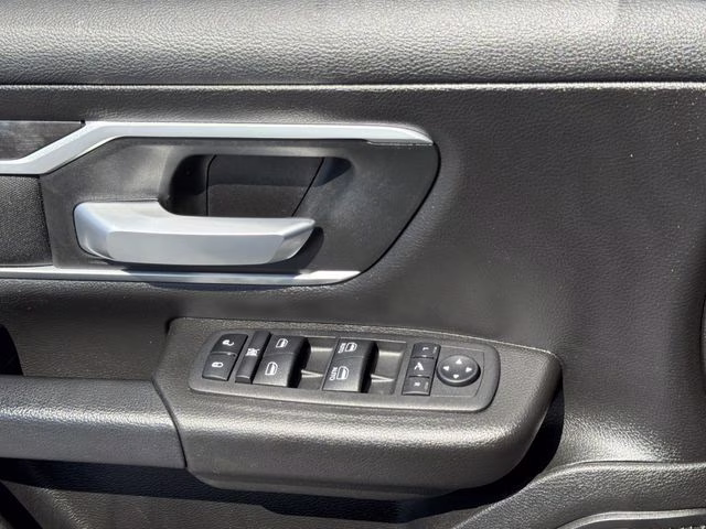 2023 Bright White Clearcoat Ram 1500 Big Horn/Lone Star 4X4 Truck
