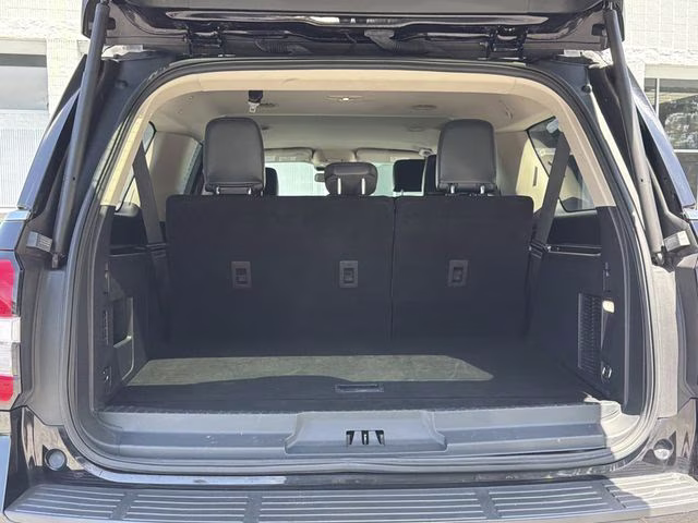 2024 Black Metallic Ford Expedition Max XLT 4X4 SUV