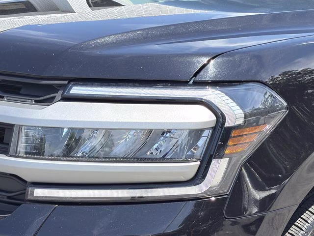 2024 Black Metallic Ford Expedition Max XLT 4X4 SUV